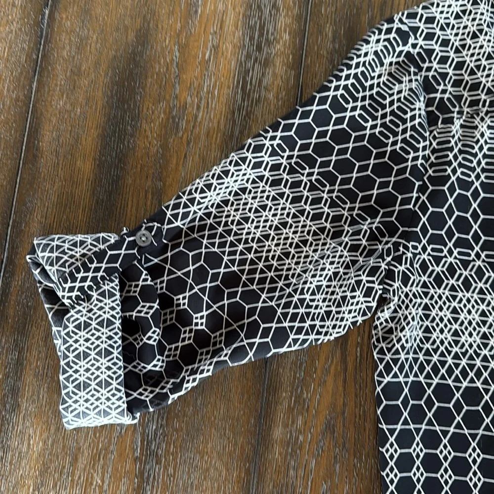 Banana Republic Women’s Black and Cream Geometric Long Sleeve Top Blouse Size S - Picture 3 of 9